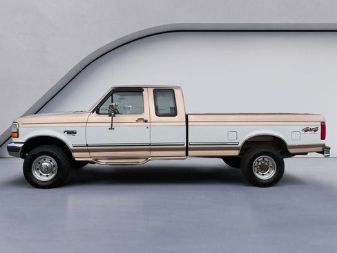 Used 1997 Ford F250 4x4 SuperCab Heavy Duty image 2