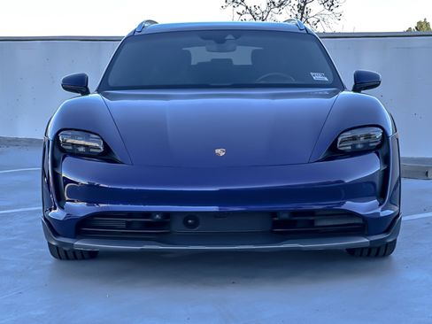 Used 2023 Porsche Taycan 4S image 11