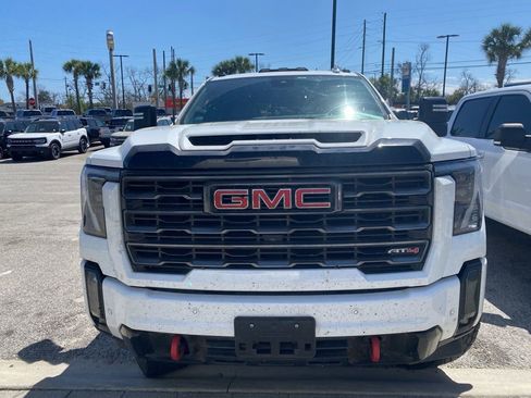 Used 2024 GMC Sierra 2500 AT4 w/ AT4 Premium Plus Package image 3
