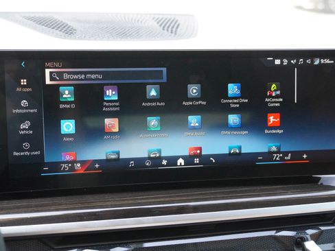 Certified 2025 BMW X7 xDrive40i w/ Premium Package image 24