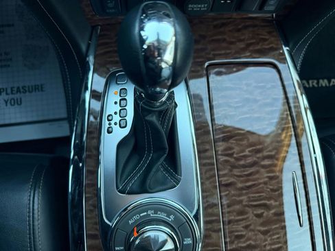 Used 2020 Nissan Armada SL w/ Premium Package image 29