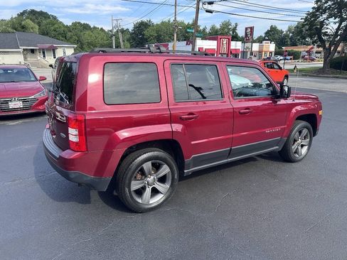 Used 2015 Jeep Patriot High Altitude AWD/4WD image 4