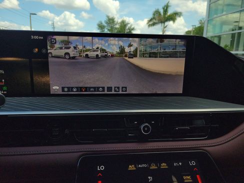 New 2026 INFINITI QX80 Autograph w/ Premium Cargo Package image 22