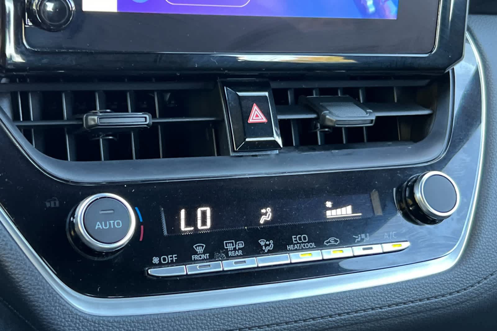 Certified 2024 Toyota Corolla Cross AWD Hybrid image 22