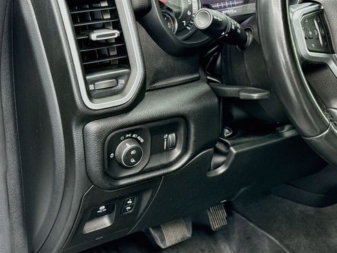 Used 2022 RAM 1500 Big Horn RWD image 16