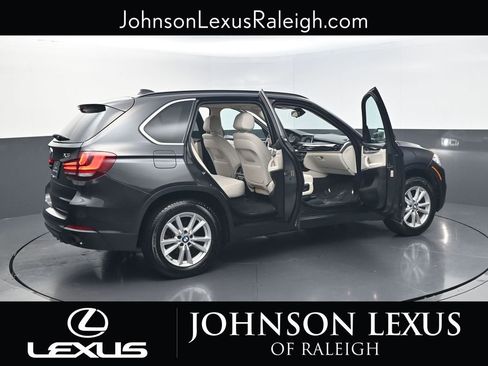 Used 2015 BMW X5 xDrive35d image 30