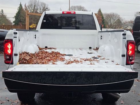 New 2026 RAM 3500 Tradesman image 10