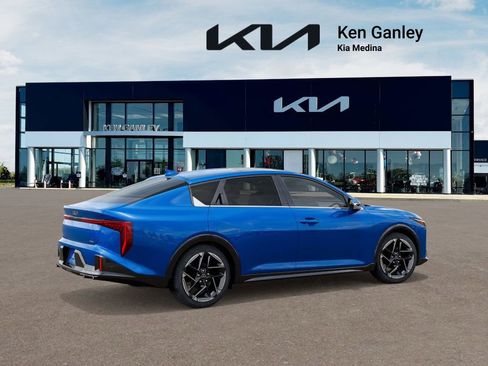 New 2025 Kia K4 GT-Line w/ GT-Line Sunroof Package image 6