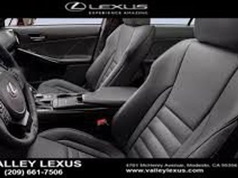 Used 2022 Lexus IS 350 F Sport w/ Dynamic Handling Package AWD/4WD image 9