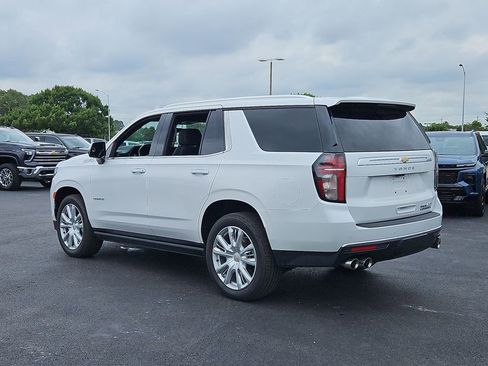 Used 2021 Chevrolet Tahoe High Country w/ Premium Package AWD/4WD image 12