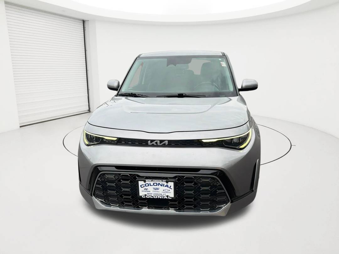 Used 2023 Kia Soul GT-Line w/ GT-Line Technology Package FWD image 2