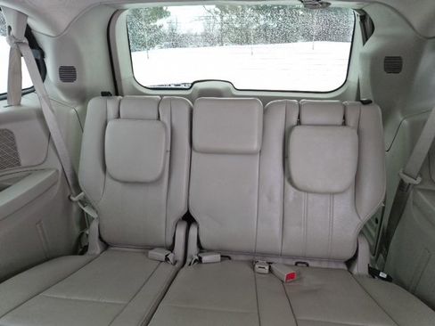 Used 2013 Chrysler Town & Country Touring-L w/ Entertainment Group #2 image 32