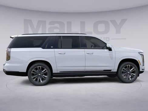 New 2026 Cadillac Escalade ESV Sport w/ Touring Package image 6