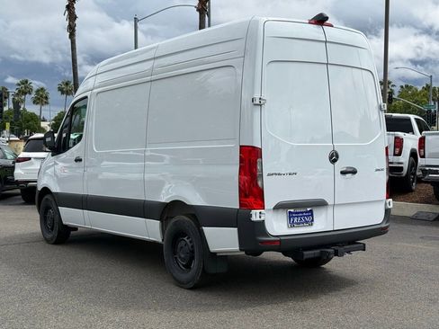 New 2025 Mercedes-Benz Sprinter 2500 image 6