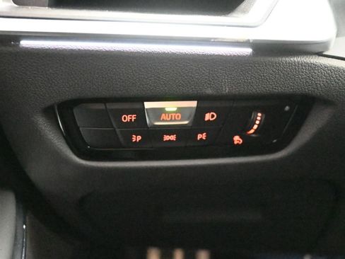 Used 2022 BMW M3 Competition w/ M Carbon Exterior Package image 14