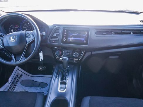 Used 2019 Honda HR-V Sport image 11