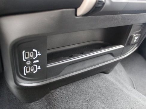 Used 2024 RAM 2500 Laramie image 27