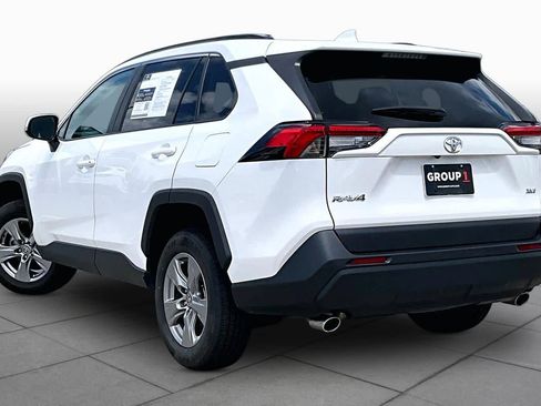 Used 2024 Toyota RAV4 XLE FWD image 11