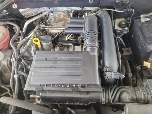 Used 2018 Volkswagen Jetta SE FWD image 30