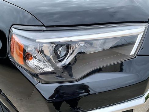 Used 2023 Toyota 4Runner Limited AWD/4WD image 26