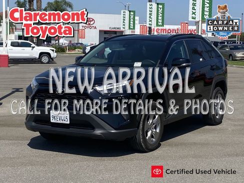 Used 2024 Toyota RAV4 XLE AWD/4WD image 1