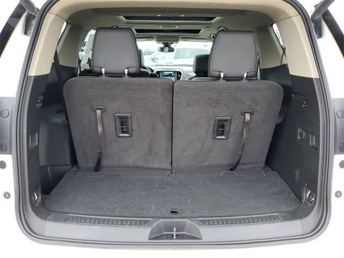 Used 2017 GMC Acadia Denali w/ Technology Package image 7