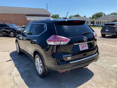 Used 2015 Nissan Rogue SV w/ SV Premium Package FWD image 5