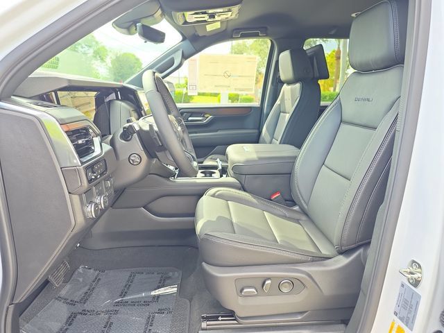 New 2026 GMC Yukon Denali w/ Advanced Technology Package RWD image 19