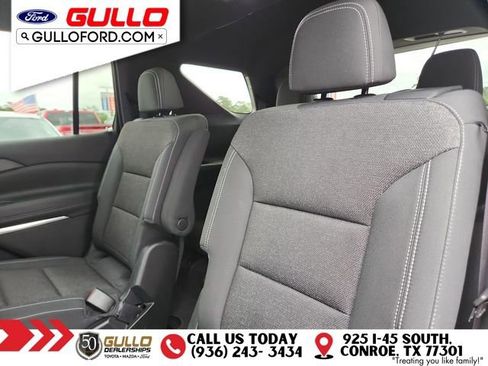 Used 2024 Chevrolet Traverse LT FWD image 13