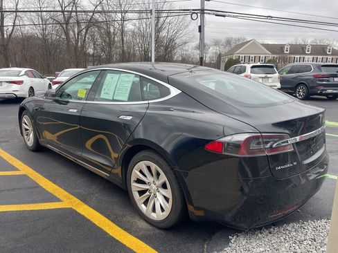 Used 2019 Tesla Model S 100D image 3
