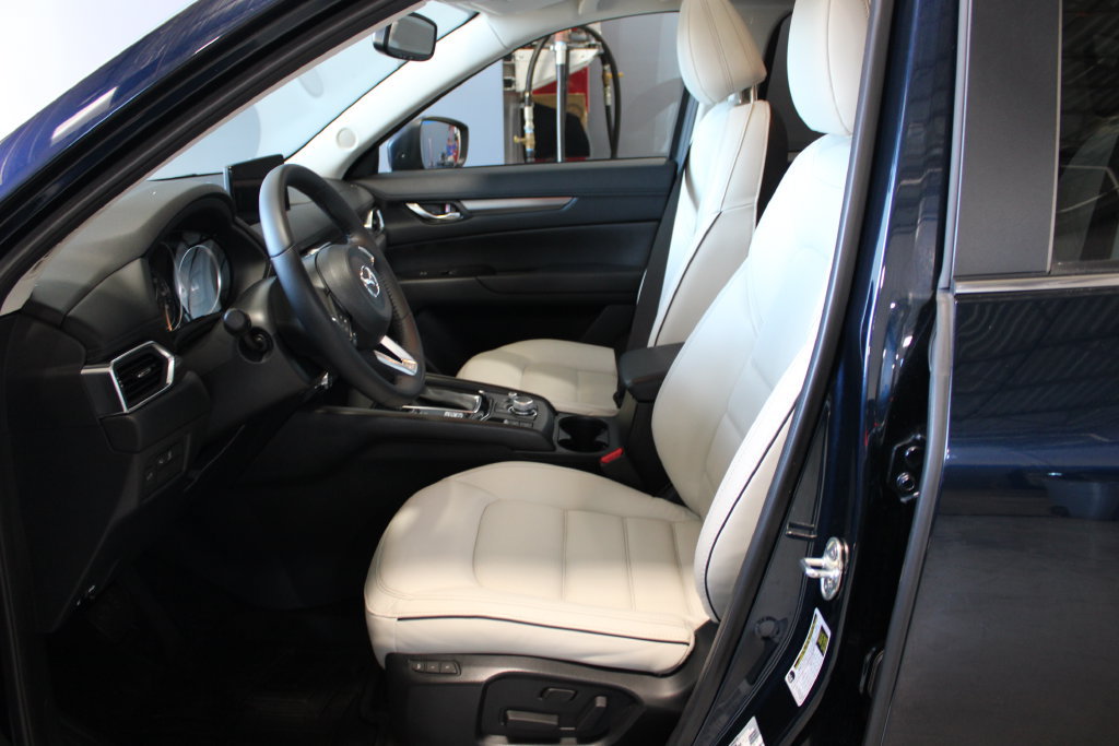 Used 2024 MAZDA CX-5 AWD 2.5 S w/ Preferred Package image 8