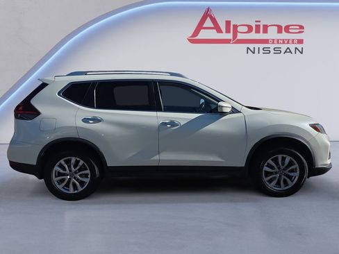 Certified 2020 Nissan Rogue SV image 6