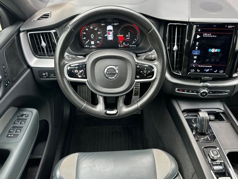 Used 2021 Volvo XC60 T8 R-Design w/ Advanced Package AWD/4WD image 16