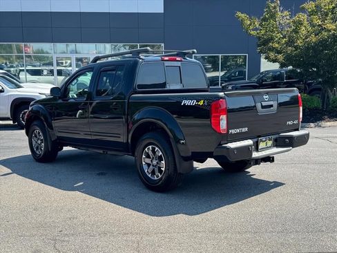 Used 2016 Nissan Frontier PRO-4X w/ Pro-4x Luxury Package AWD/4WD image 5