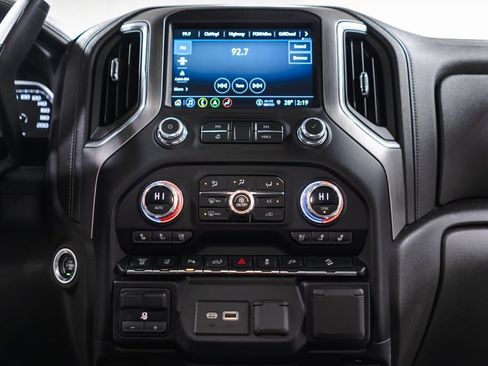 Used 2023 GMC Sierra 2500 Denali w/ Technology Package image 14