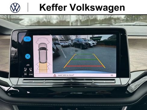 New 2026 Volkswagen Atlas SE FWD image 24