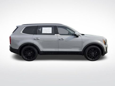 Used 2022 Kia Telluride EX w/ EX Premium Package AWD/4WD image 2