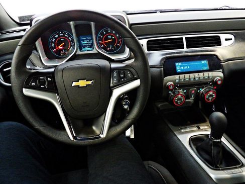 Used 2014 Chevrolet Camaro LS RWD image 14