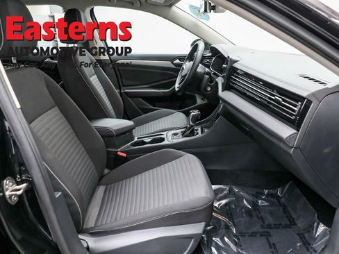 Used 2025 Volkswagen Jetta S image 23