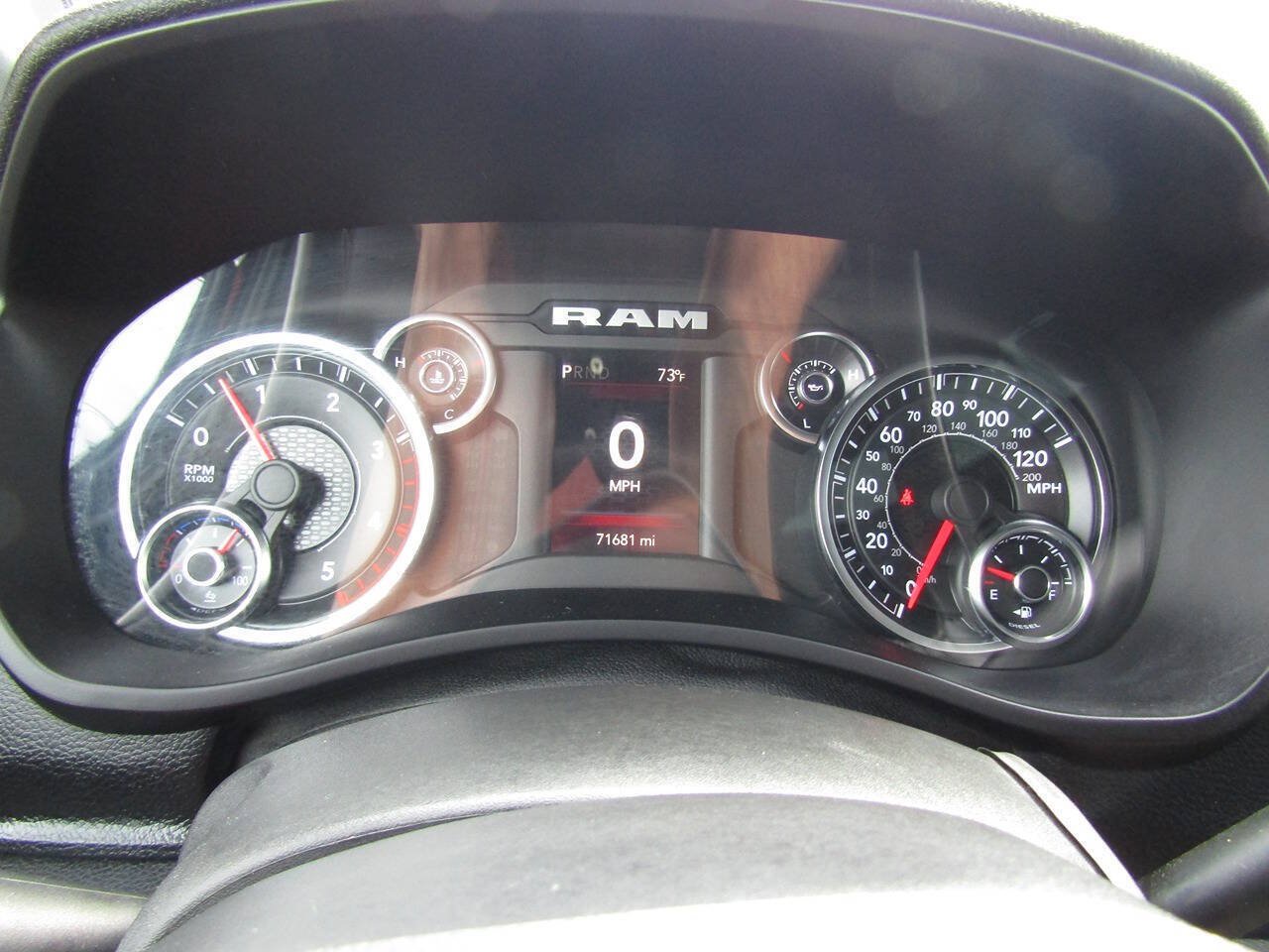 Used 2021 RAM 2500 Big Horn w/ Night Edition AWD/4WD image 15