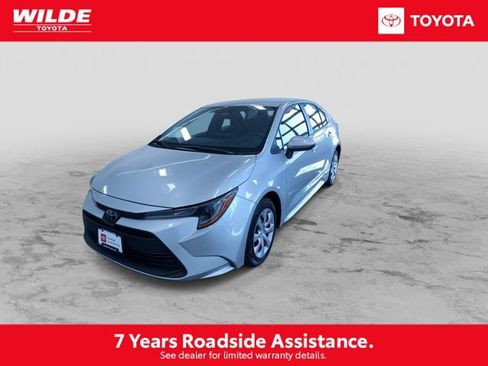 Certified 2025 Toyota Corolla LE image 5