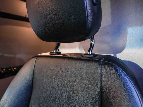 Used 2021 Mercedes-Benz Sprinter 2500 w/ Comfort Plus Package image 21