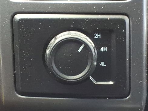 Certified 2020 Ford F150 XLT w/ Equipment Group 302A Luxury image 17