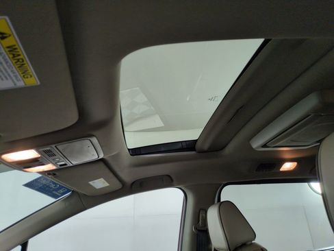 Used 2023 Honda Odyssey Elite image 21