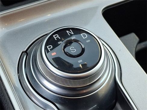 Used 2024 Ford Edge SEL image 14