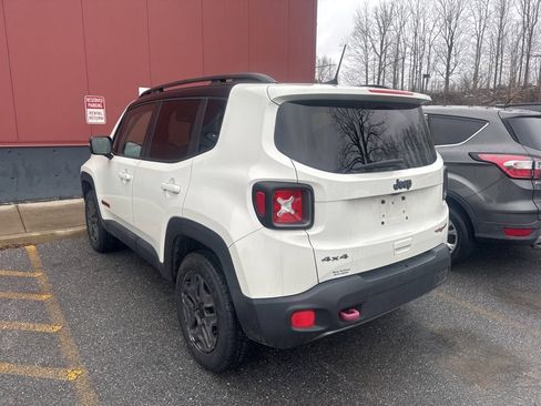 Used 2018 Jeep Renegade Trailhawk image 5