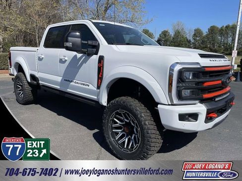 New 2026 Ford F250 Lariat w/ Black Appearance Package AWD/4WD image 1