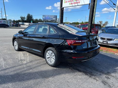 Used 2019 Volkswagen Jetta SE image 6