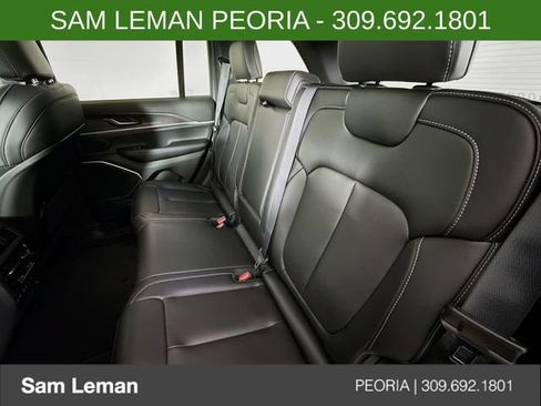 New 2026 Jeep Grand Cherokee Limited w/ Limited Altitude Package AWD/4WD image 25