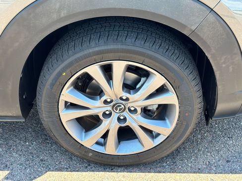 Used 2023 MAZDA CX-30 AWD 2.5 S w/ Select Package image 8
